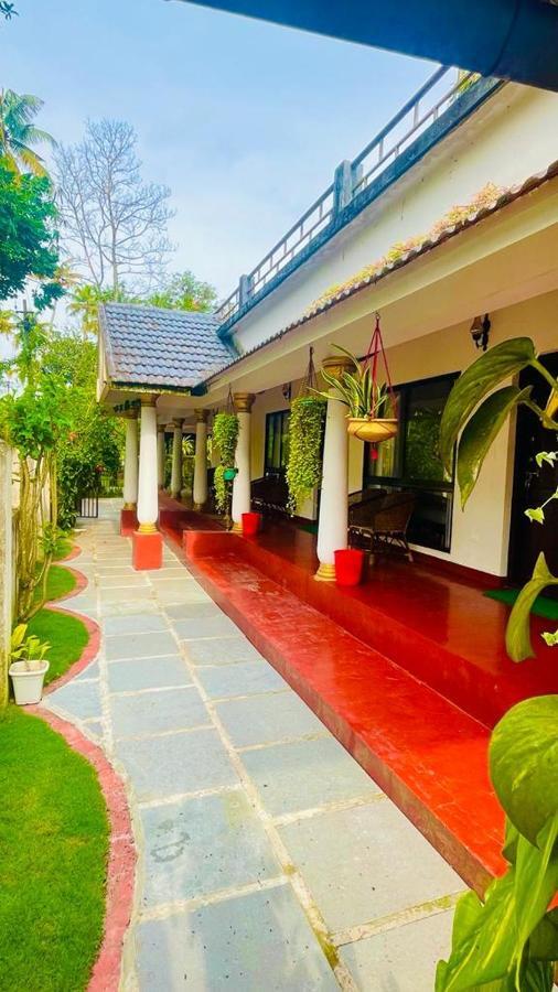 מאראריקולם Marari Beach Clleetus Homestay מראה חיצוני תמונה