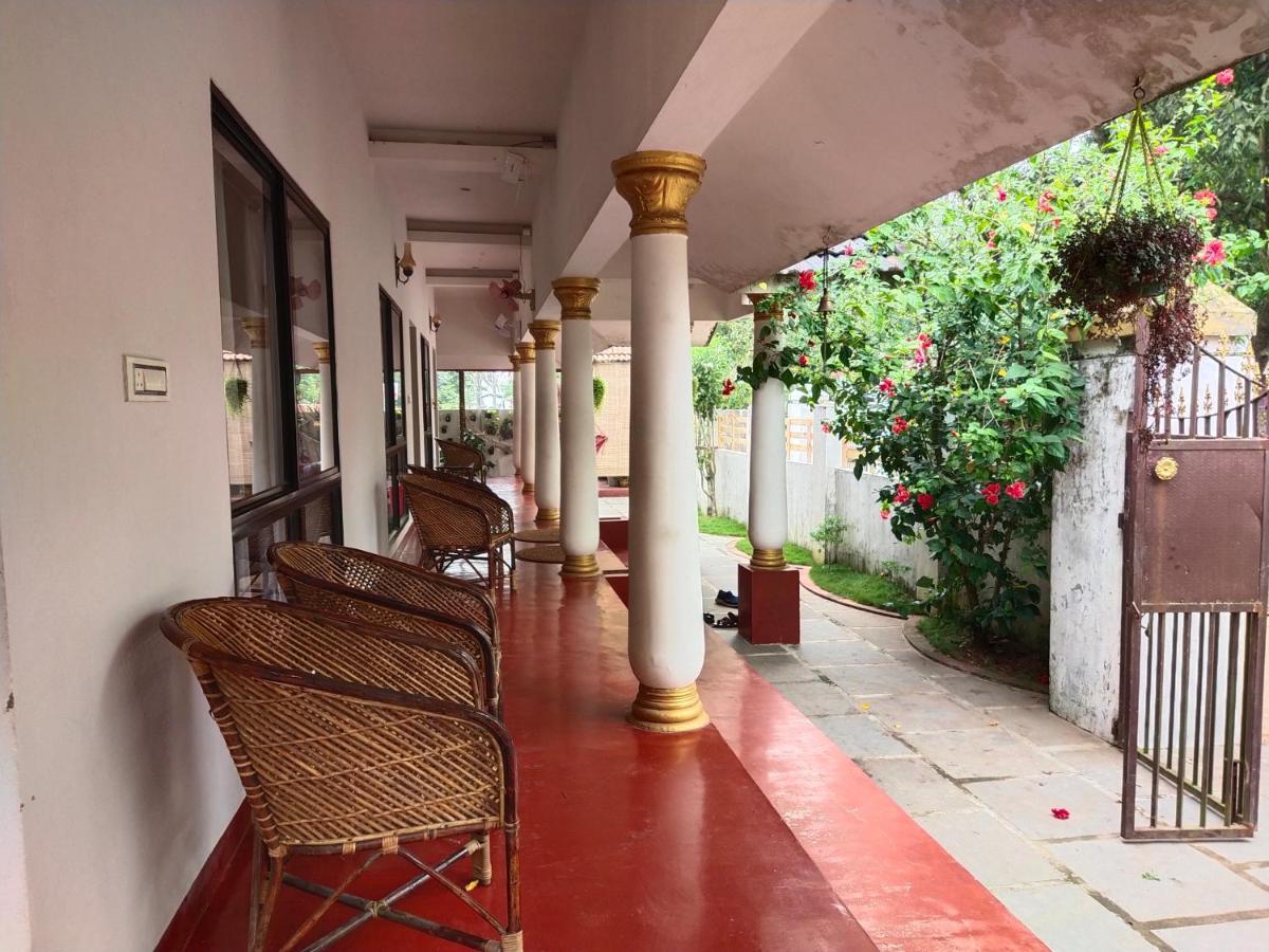מאראריקולם Marari Beach Clleetus Homestay מראה חיצוני תמונה