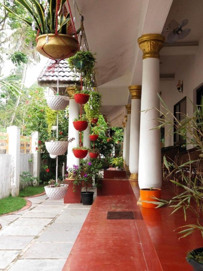 מאראריקולם Marari Beach Clleetus Homestay מראה חיצוני תמונה